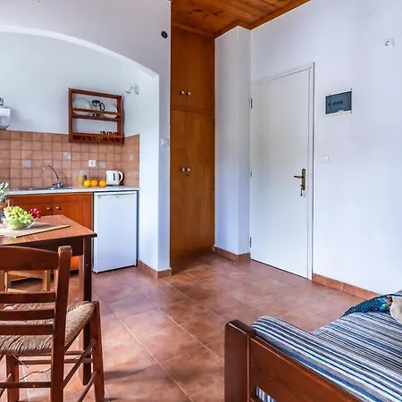 Servani & * Loutraki (Skopelos)