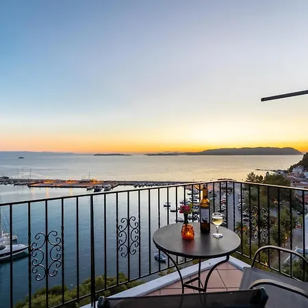 Servani & Apartmán Loutraki (Skopelos)