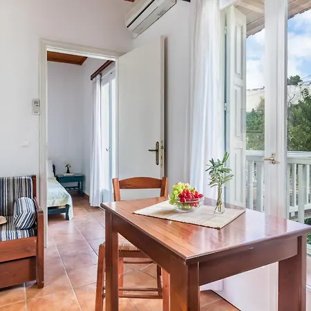 Apartment Servani & *
