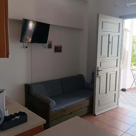 Servani & * Loutraki (Skopelos)