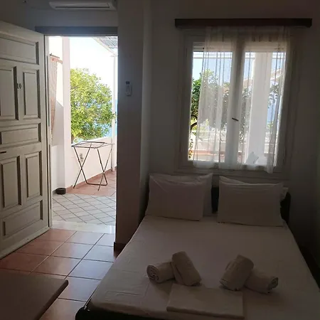 Apartmán Servani & *
