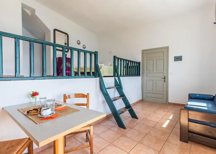 Servani & * Loutraki (Skopelos)