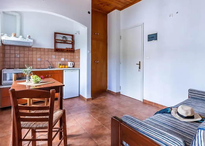 Servani & * Loutraki (Skopelos)