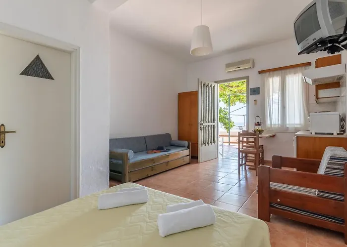 Servani & * Loutraki (Skopelos)